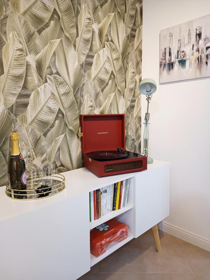 Ai Castelli Apartment - Locazione Turistica Cin It58060C2Fhnreg9A Colonna Dış mekan fotoğraf